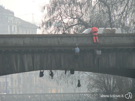 Manutenzione sul ponte Mosca