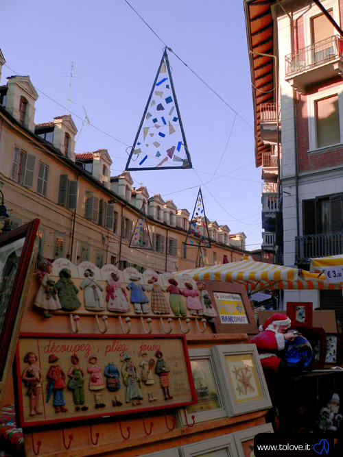 Vele di Natale in piazza Borgo Dora